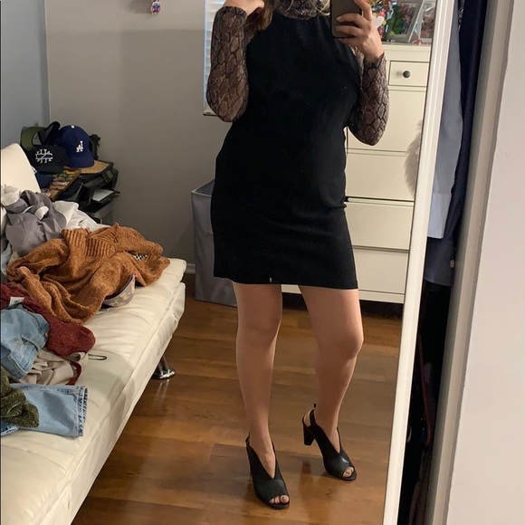 Dress - Picture 2 of 3